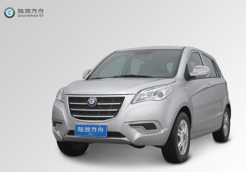 陆地方舟v5(陆地方舟 小型suv)