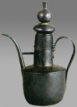 出土地址位于四川省德阳县孝泉镇宋窖藏出土,宋银壶属典型的宋代壶