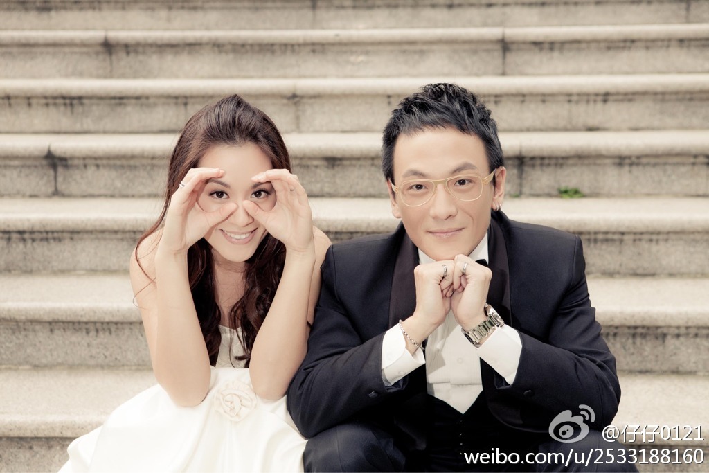 郭苇昀与老婆的结婚照图片
