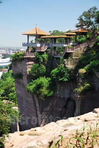 莲花山(山脉)莲花山古称金冠山,位于厦门市同安区莲花镇后埔村境内