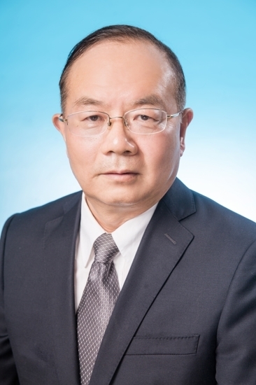 现任四川省遂宁市人大常委会副主任,民盟遂宁市委主委.1976.07-1978.