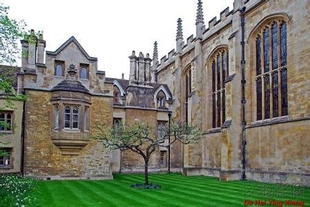 剑桥圣三一学院(学校)