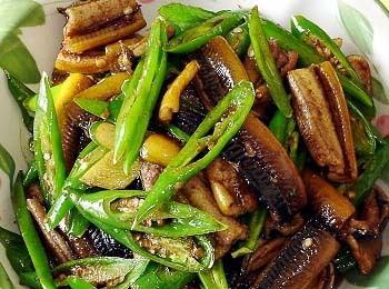 青椒爆炒鳝鱼丝 (其他饮食相关)