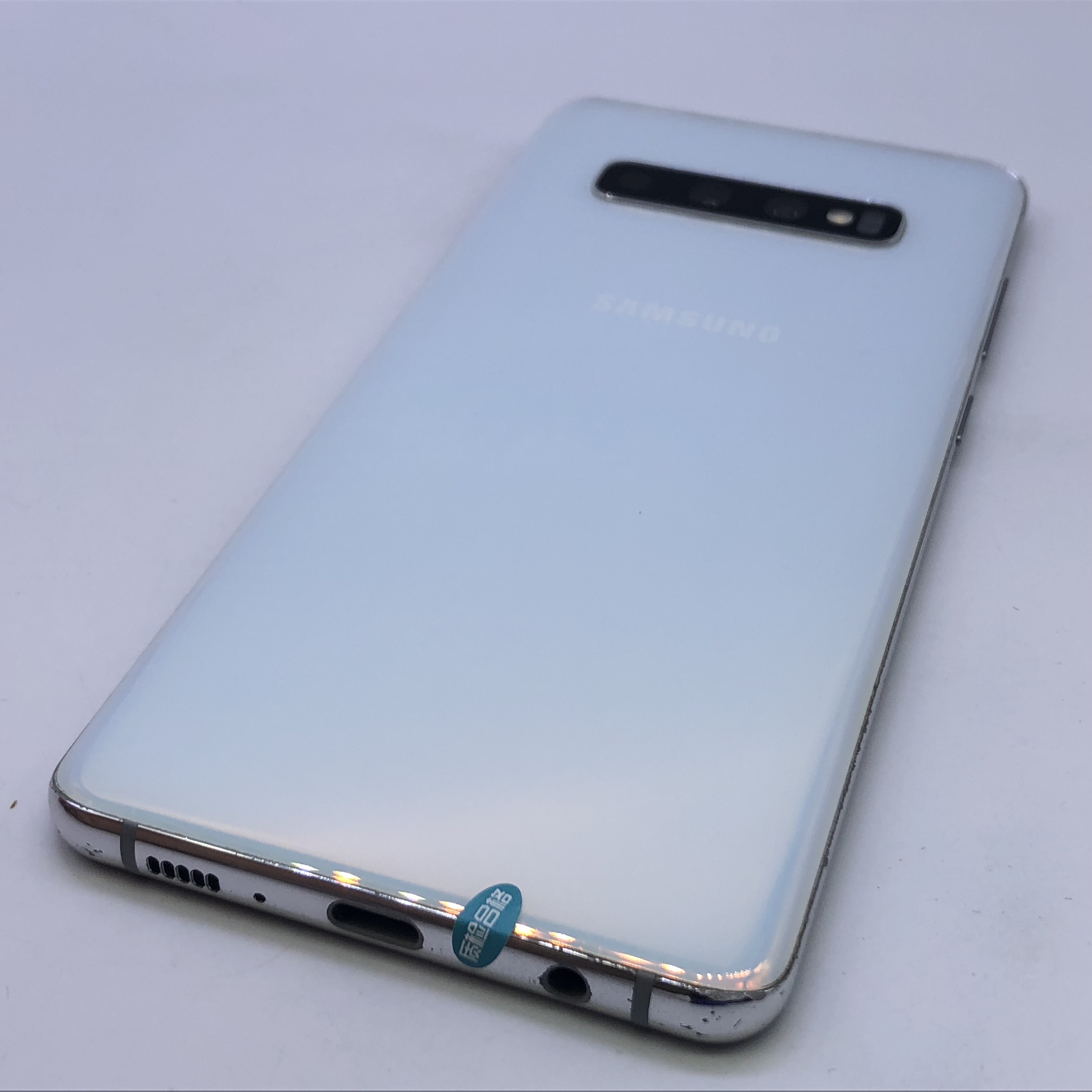 三星【galaxy s10 】全网通 白色 8g/128g 国行 9成新