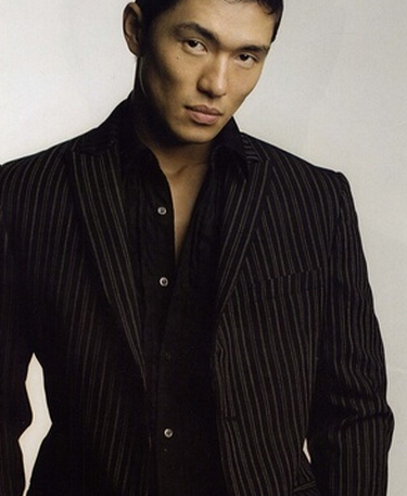 尹成植演员制作人编剧