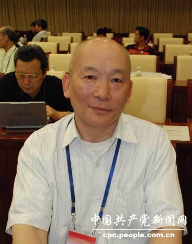 纪坡民(社会人物)纪坡民,1945年生.山西省武乡县人.