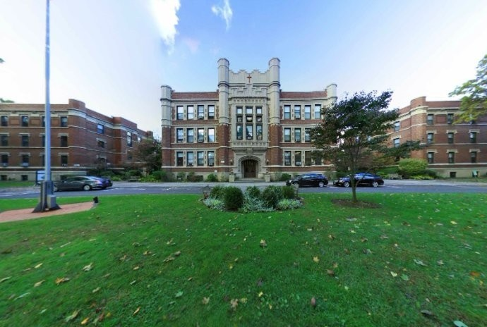 康卡迪亚大学学校