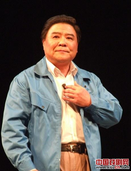 1962年进崇明沪剧院,1973年进爱华沪剧团,同年转入上海沪剧团(即今