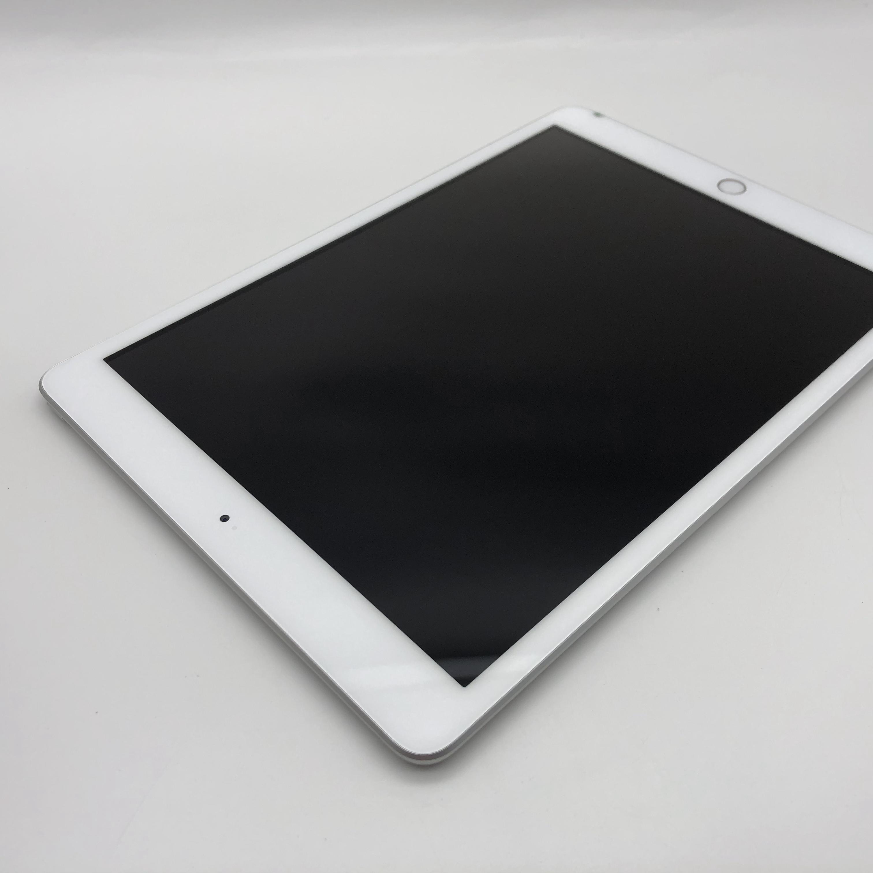 苹果【ipad8 10.2英寸 20款】wifi版 银色 128g 国行 99新 真机实拍
