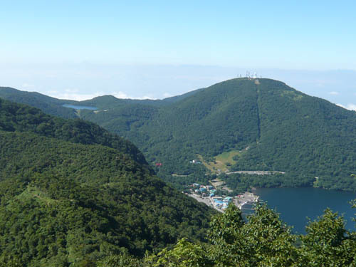 赤城山(山脉)赤城山(日语:あかぎやま)位于日本关东地区北部的群马县