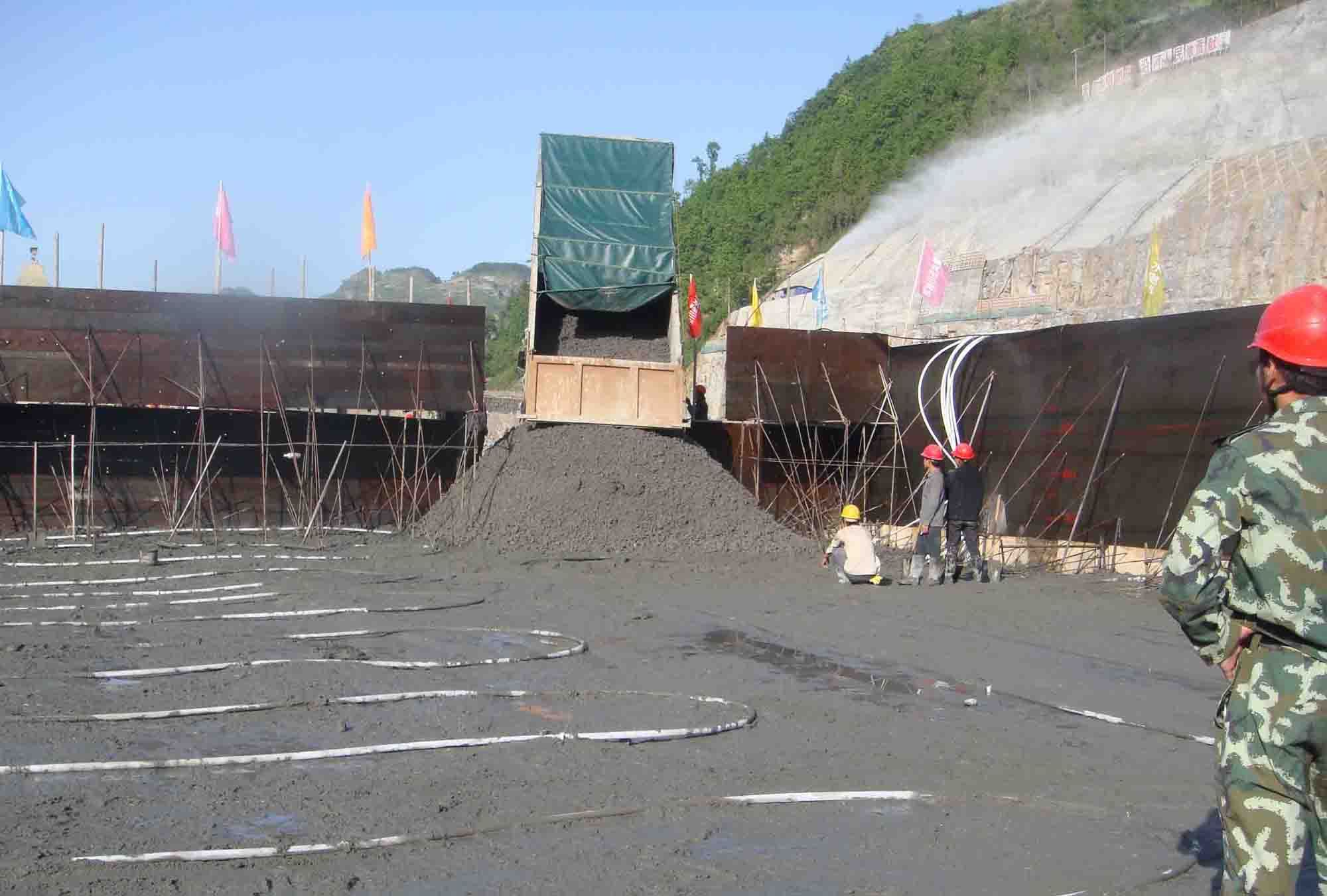 碾压混凝土_360百科