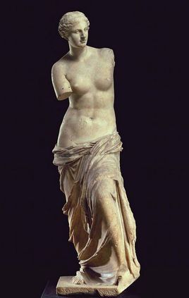 表现的是希腊神话中爱与美的女神阿佛洛狄忒,罗马神话中与之对应的是