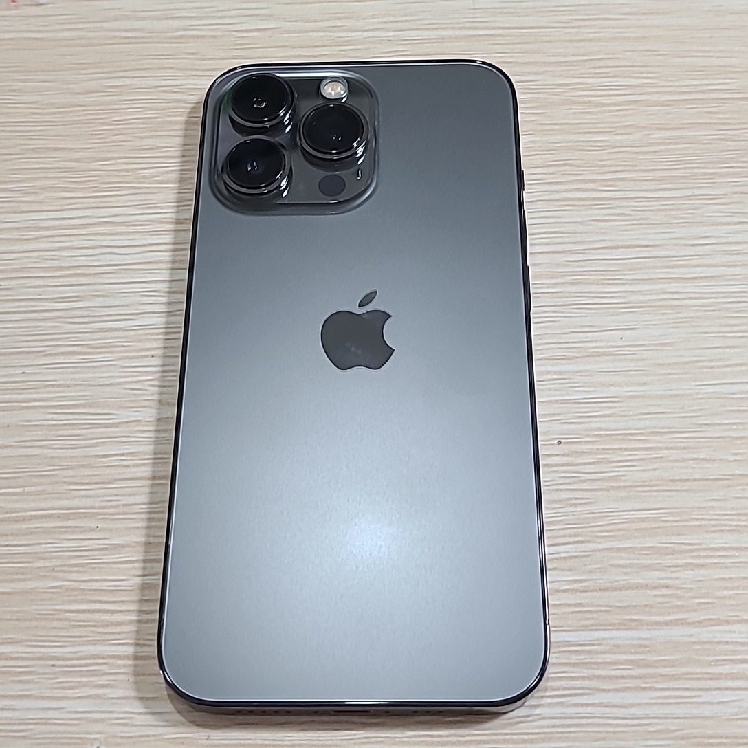 苹果【iPhone 13 Pro】5G全网通 石墨色 512G 水货无锁 99新 