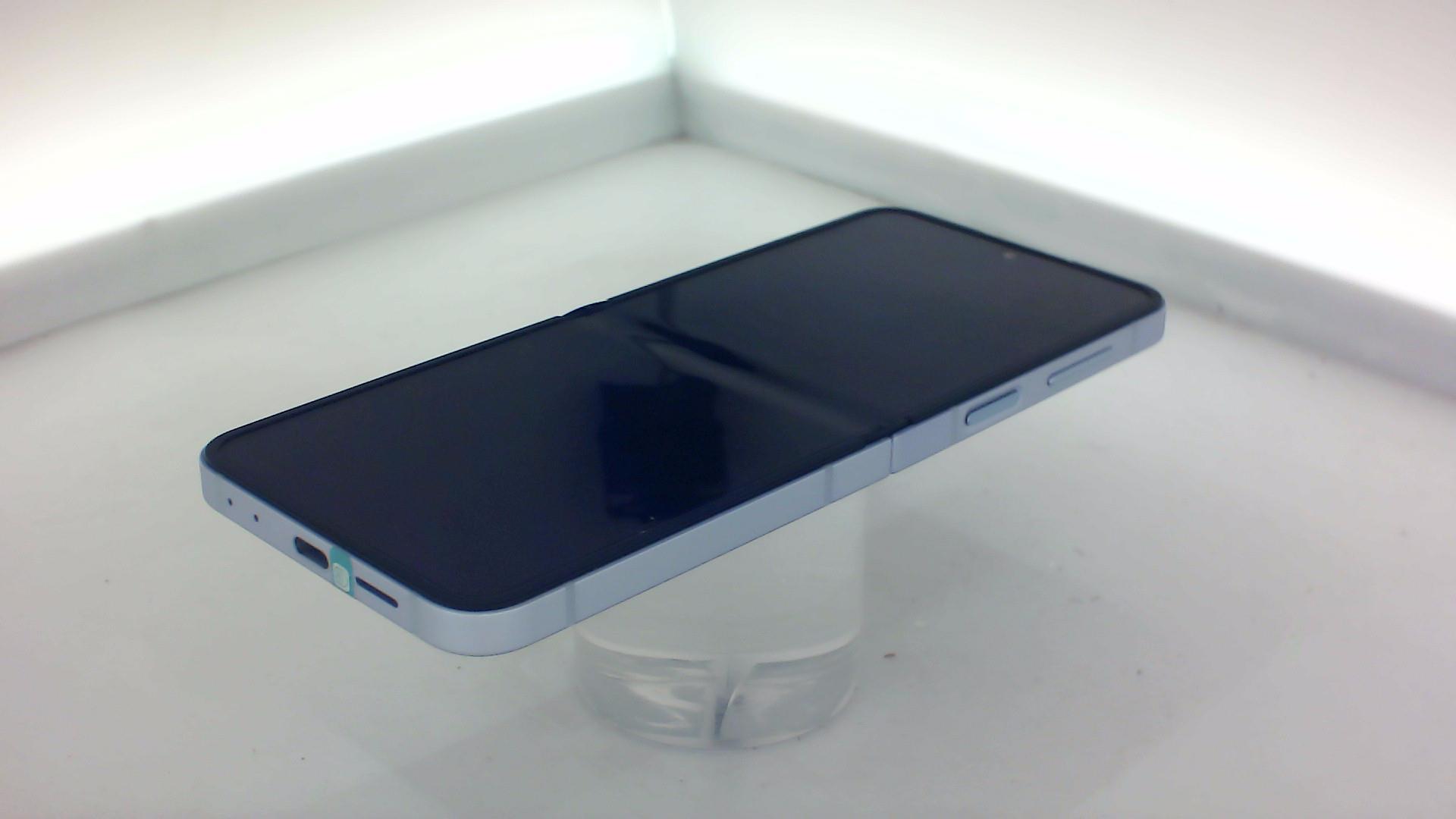 三星【三星Galaxy Z Flip6】5G全网通 夏沫蓝 12G/512G 国行 8成新 