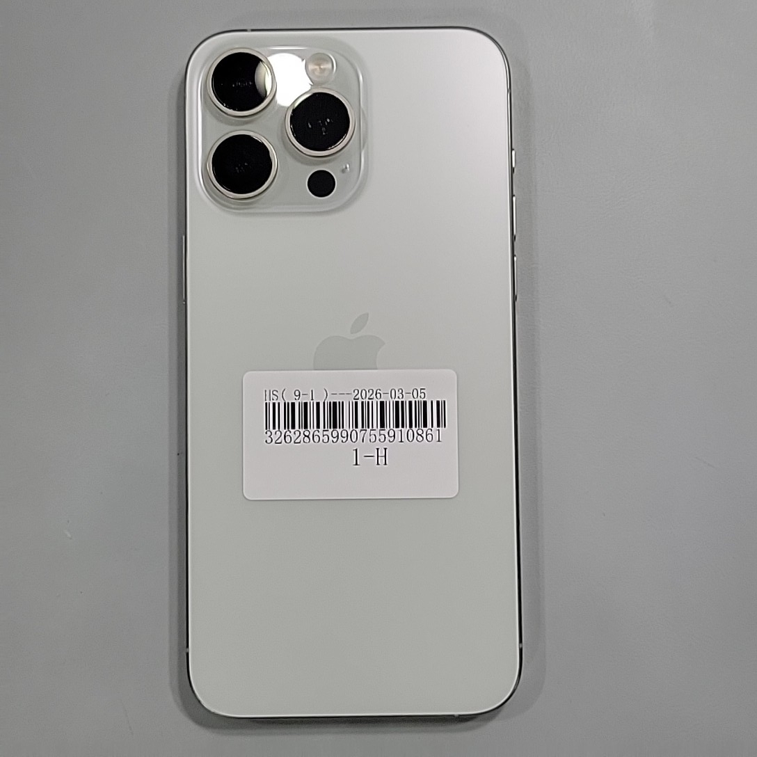 苹果【iPhone 15 Pro Max】95新 