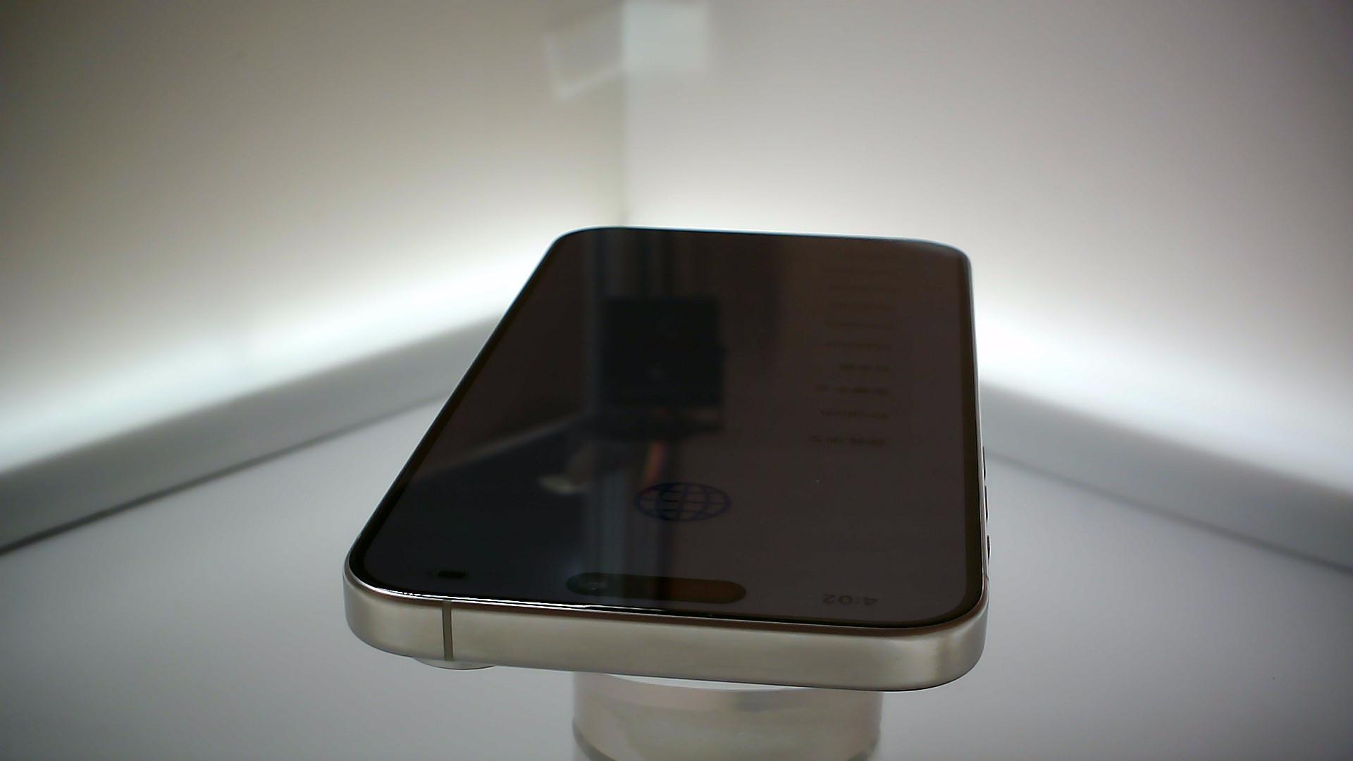 苹果【iPhone 15 Pro Max】99新 