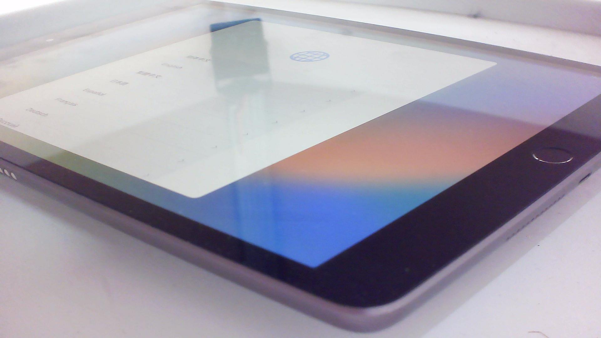苹果【iPad9 10.2英寸 21款】WIFI版 深空灰 64G 国行 95新 