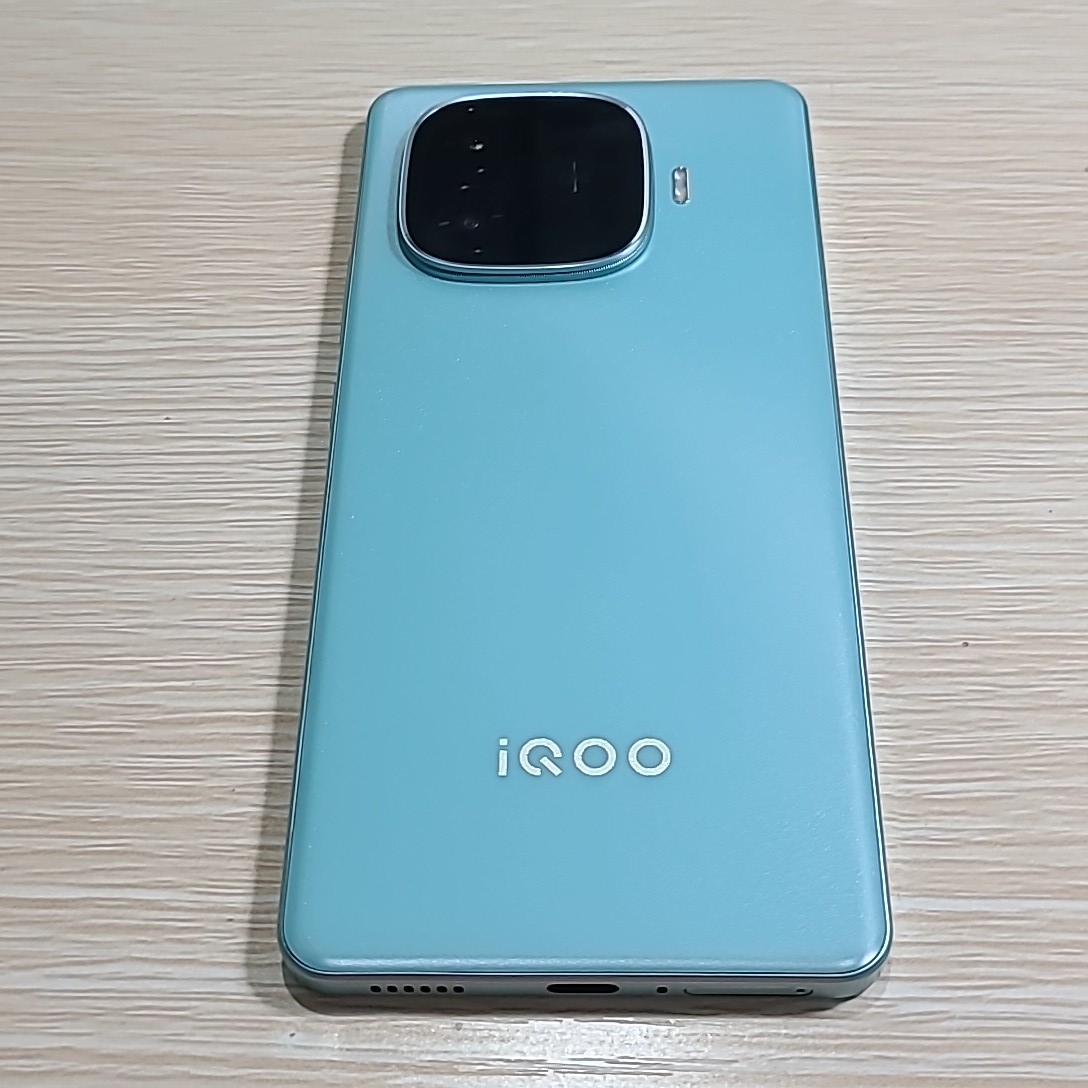 vivo【IQOO Z9 Turbo】5G全网通 山野青 16G/512G 国行 99新 