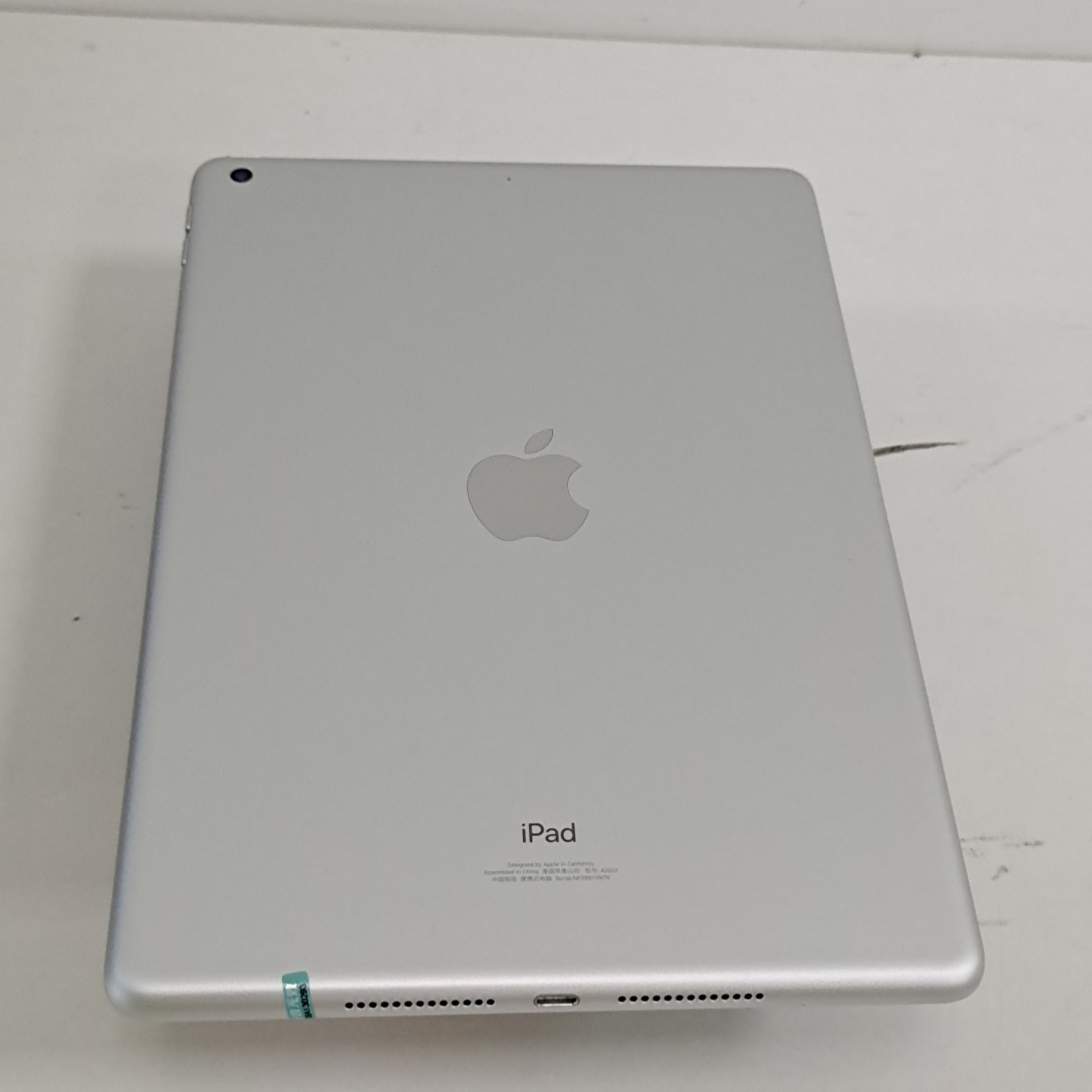 苹果【iPad9 10.2英寸 21款】WIFI版 银色 64G 国行 95新 