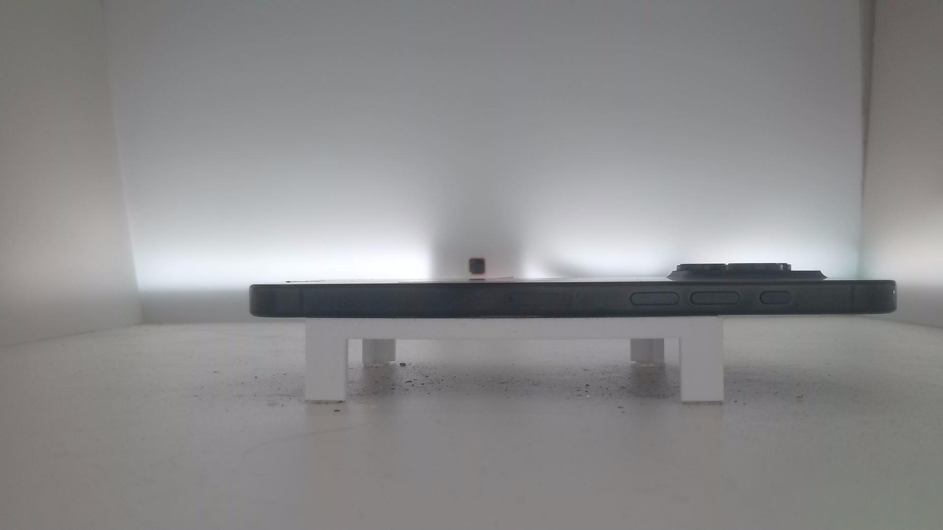 苹果【iPhone 16 pro max】95新 