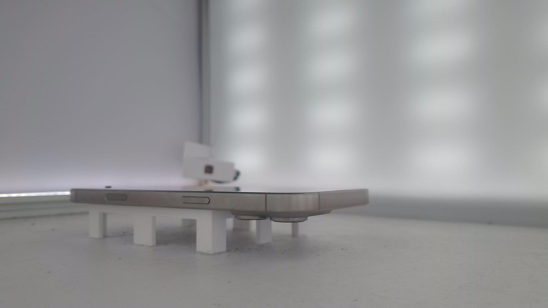 苹果【iPhone 16 pro max】99新 