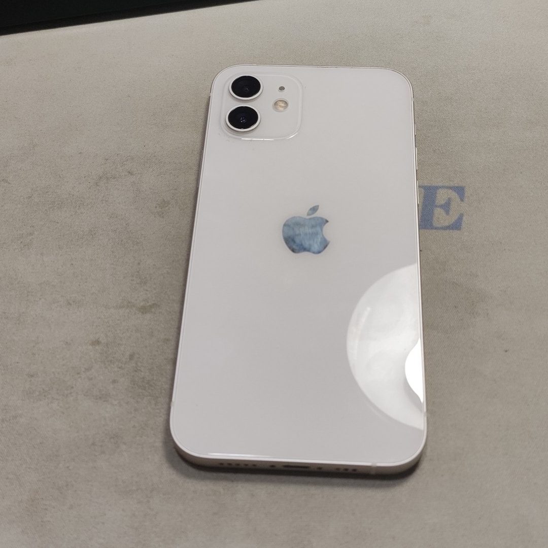 苹果【iPhone 12】5G全网通 白色 128G 国行 9成新 