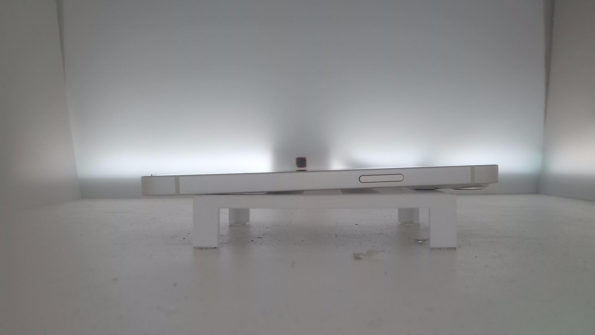 苹果【iPhone 13】95新 