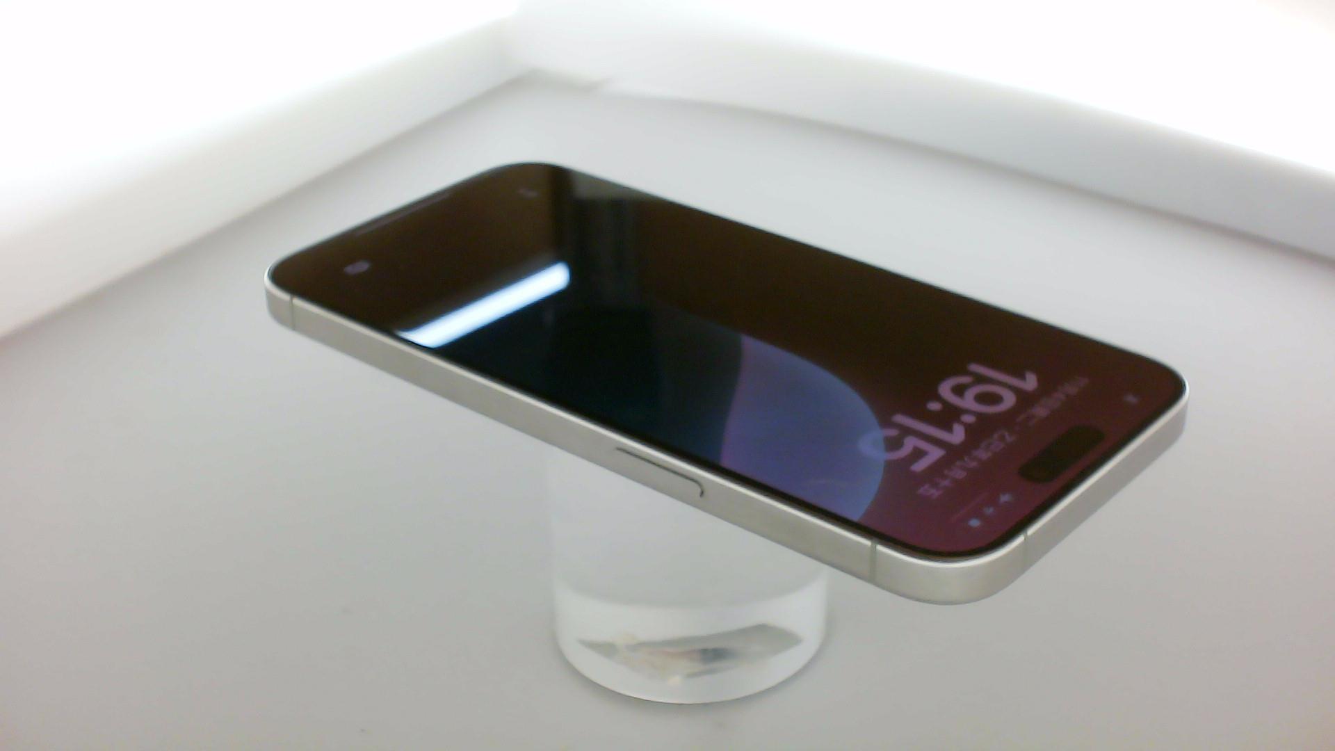 苹果【iPhone 15 Pro Max】95新 