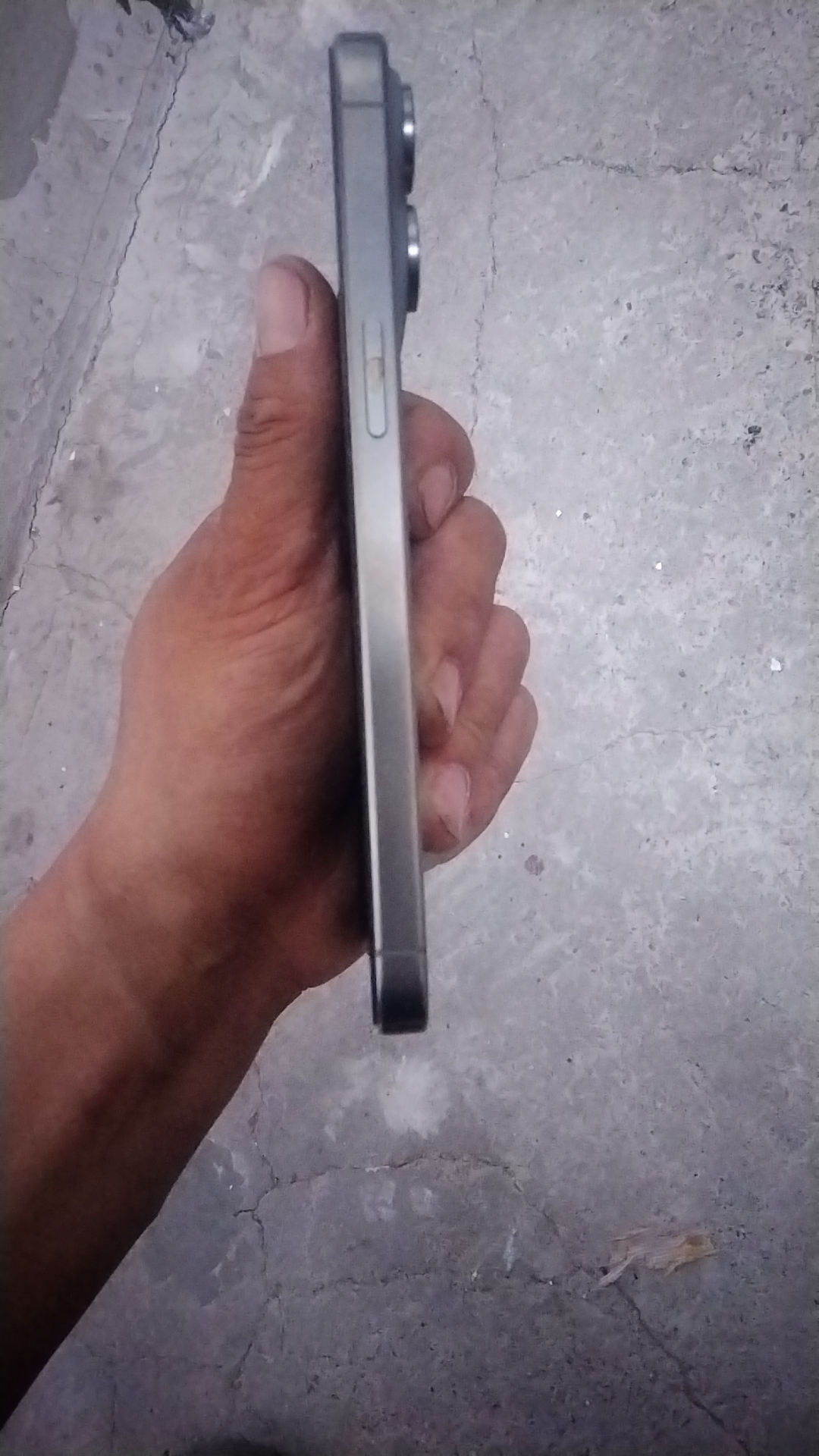 苹果【iPhone 15 Pro Max】5G全网通 原色钛金属 256G 国行 95新 