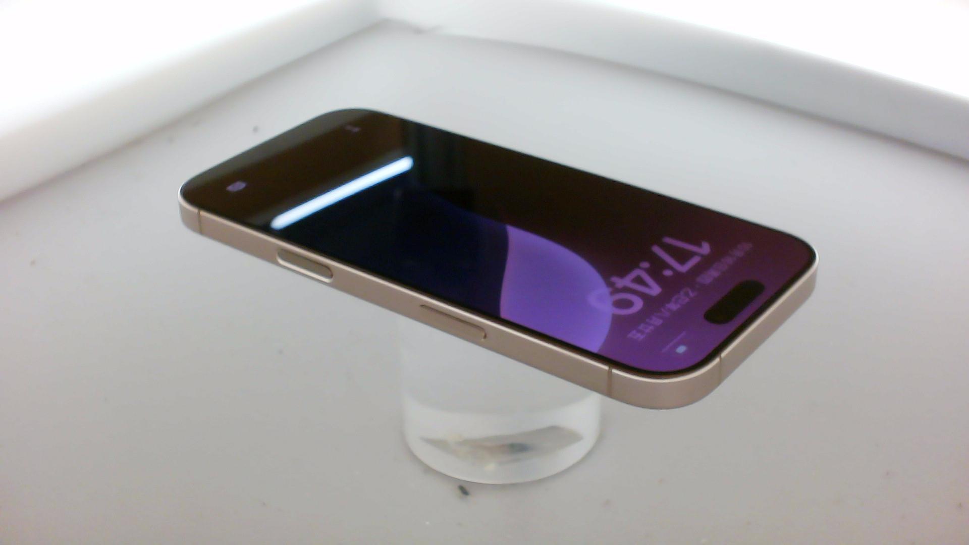 苹果【iPhone 16 pro】9成新 