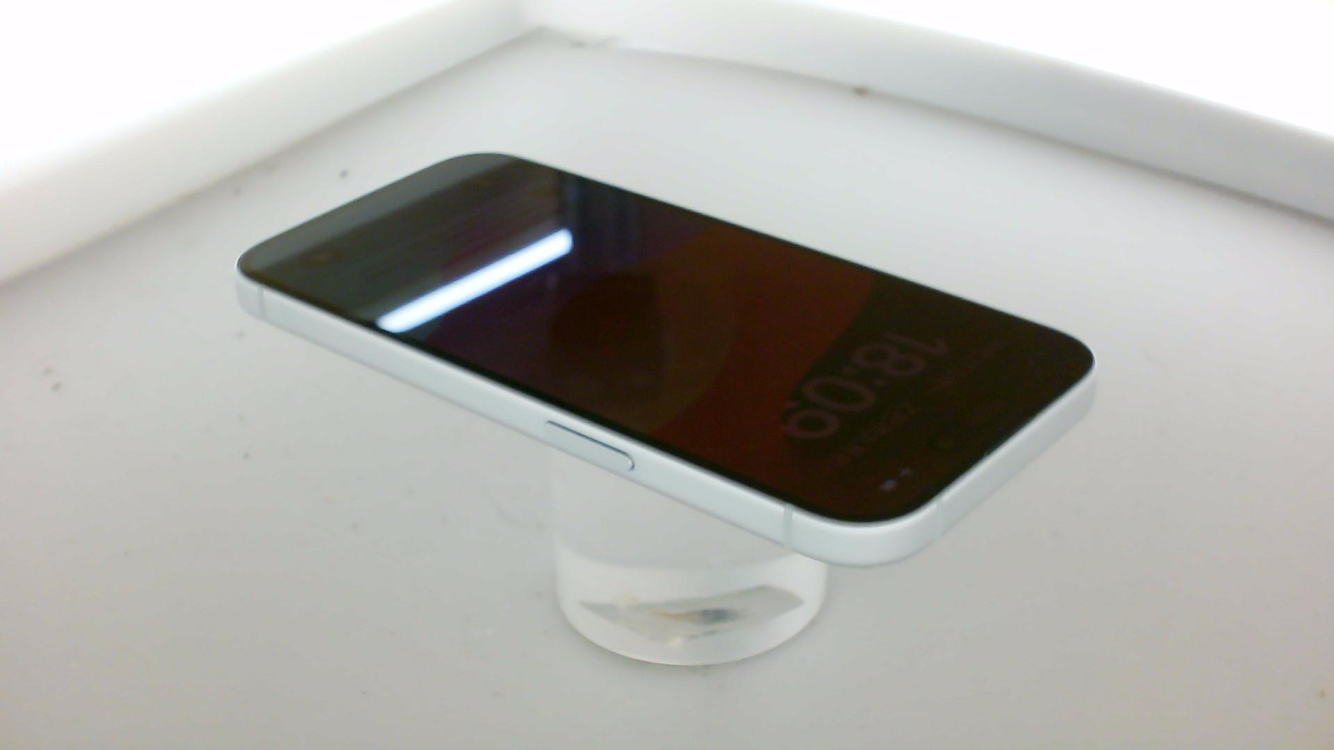 苹果【iPhone 15】8成新 