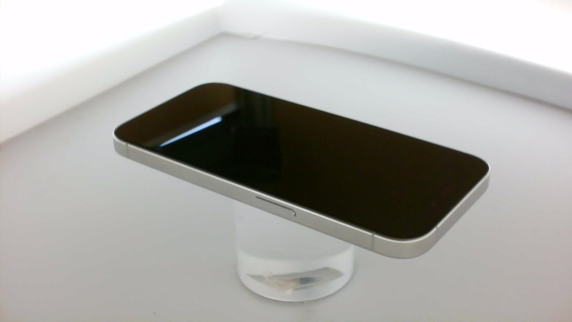 苹果【iPhone 15 Pro】8成新 