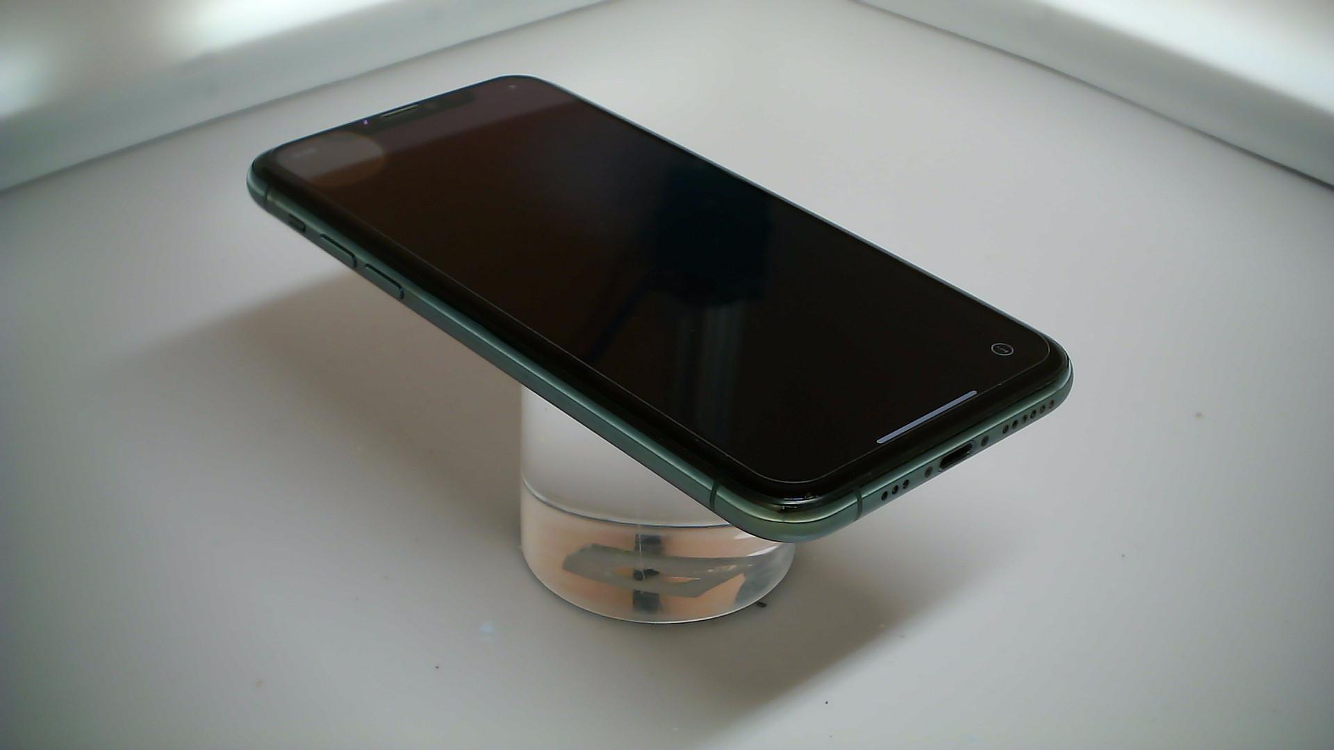 苹果【iPhone 11 Pro】暗夜绿色 256G 国行 95新 