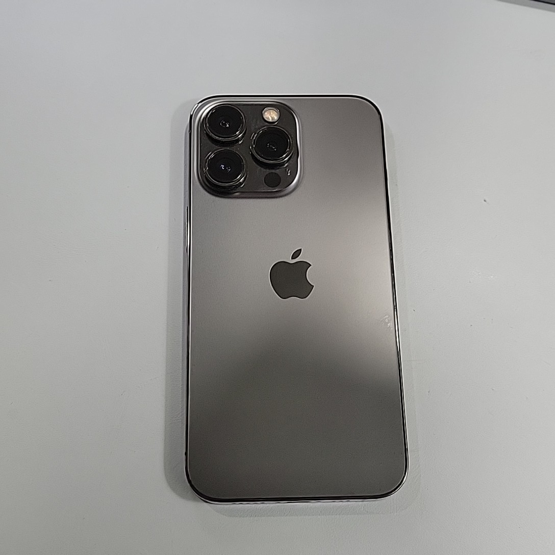 苹果【iPhone 13 Pro】95新 