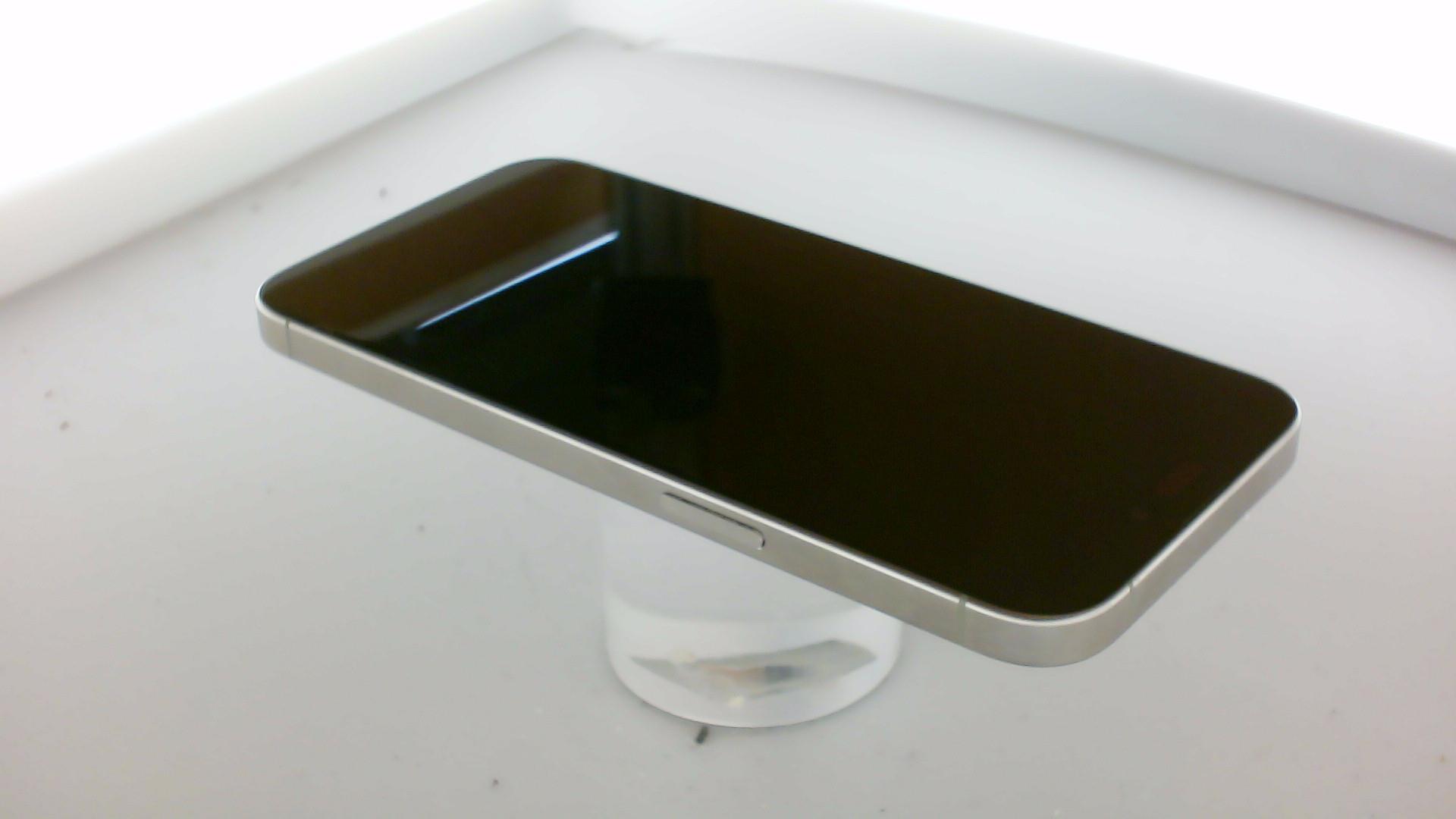苹果【iPhone 15 Pro Max】9成新 