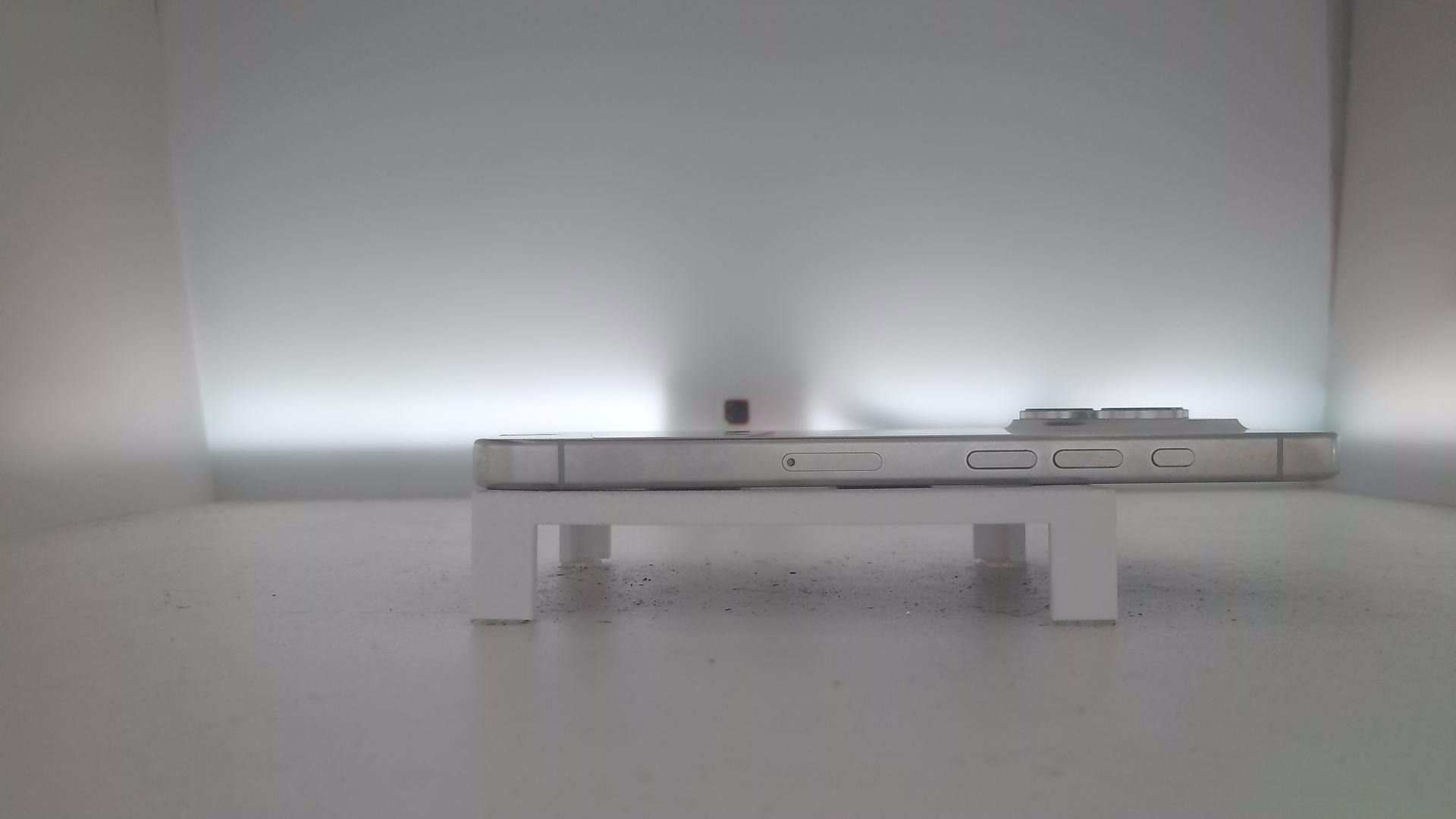 苹果【iPhone 16 pro】99新 