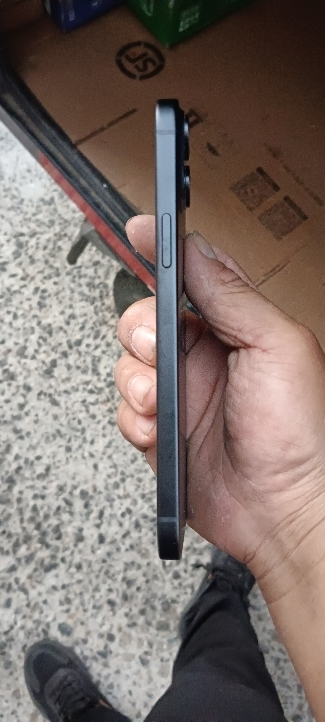 苹果【iPhone 15 Plus】5G全网通 黑色 256G 国行 9成新 