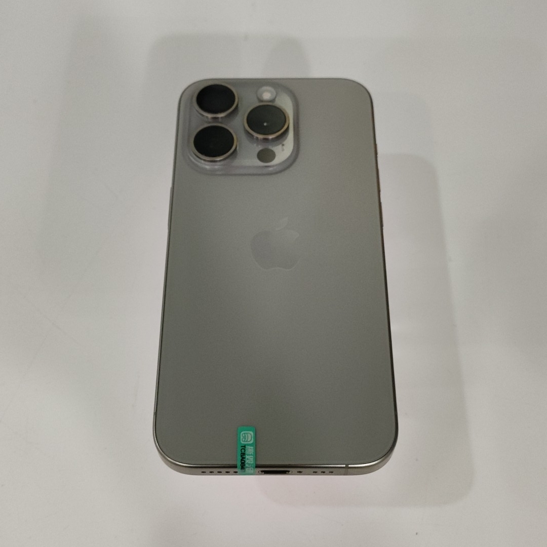 苹果【iPhone 15 Pro】5G全网通 原色钛金属 256G 国行 95新 