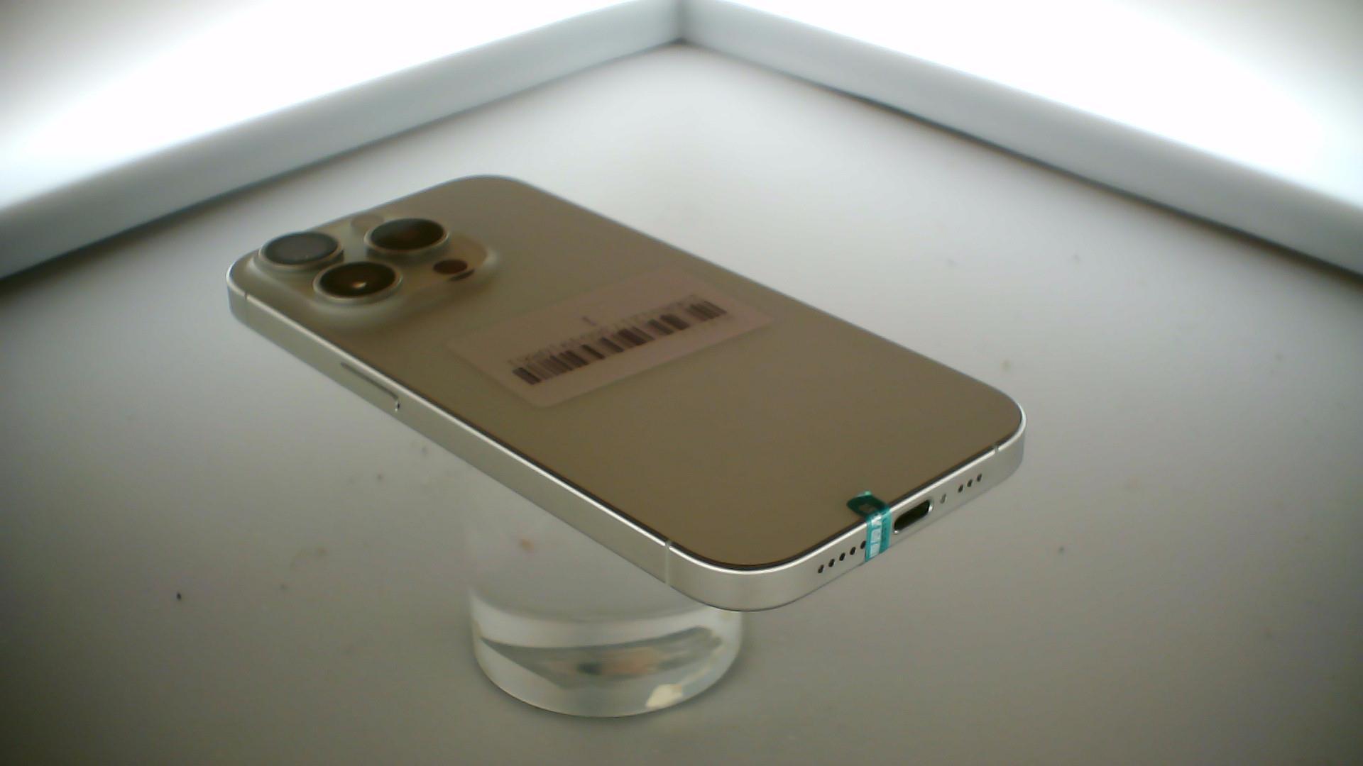 苹果【iPhone 15 Pro】5G全网通 白色钛金属 512G 国行 99新 