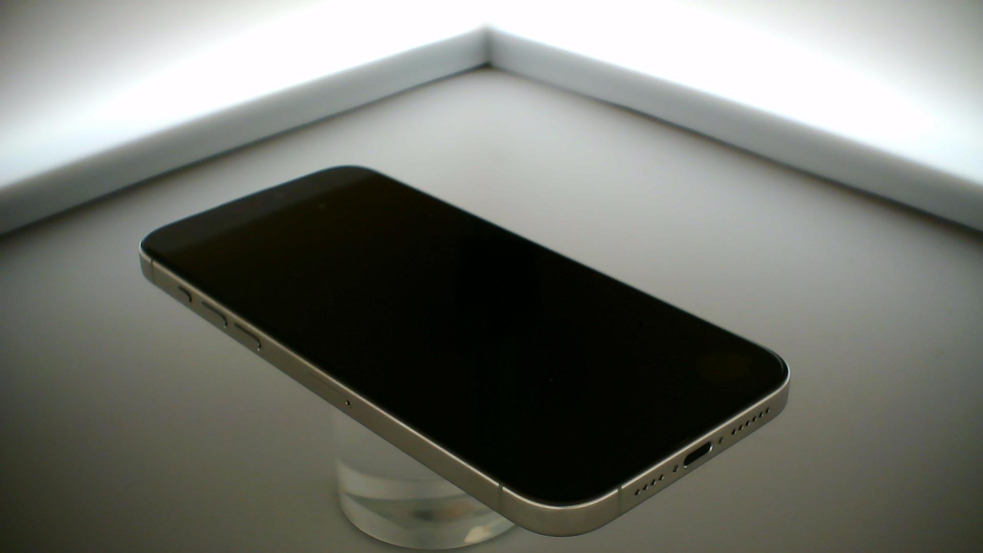 苹果【iPhone 15 Pro Max】5G全网通 原色钛金属 256G 国行 95新 