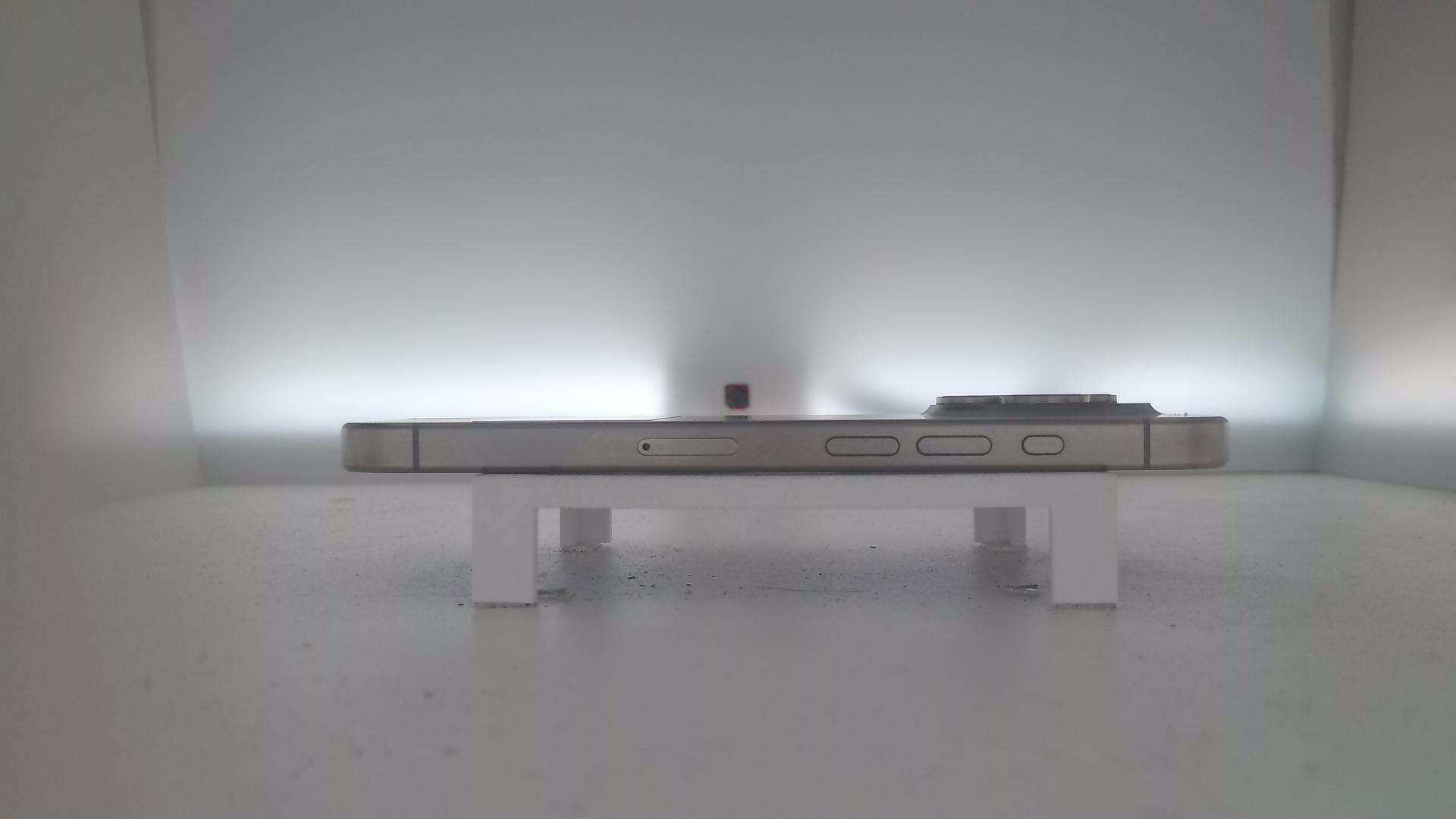 苹果【iPhone 15 Pro】99新 