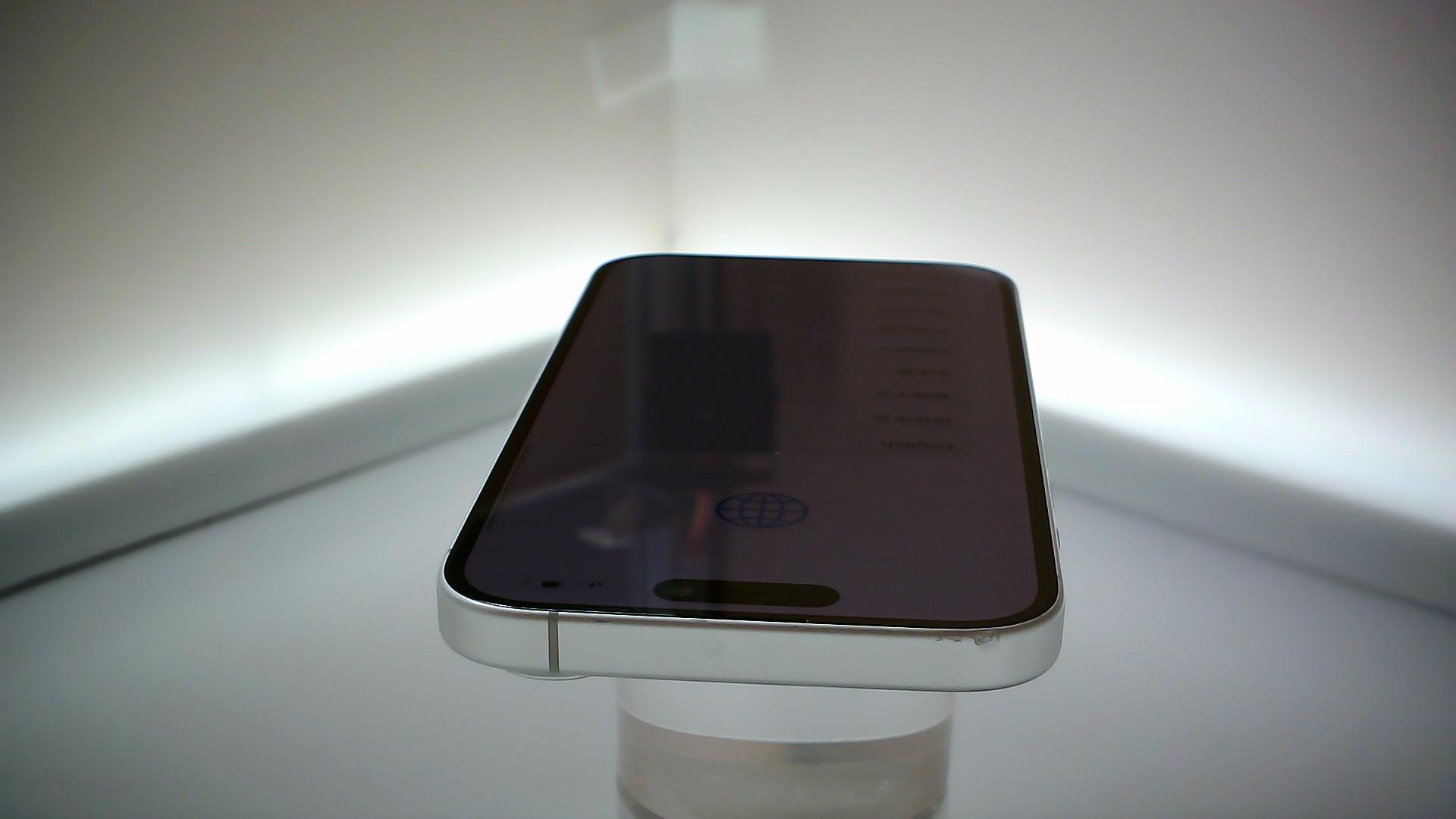 苹果【iPhone 16】9成新 