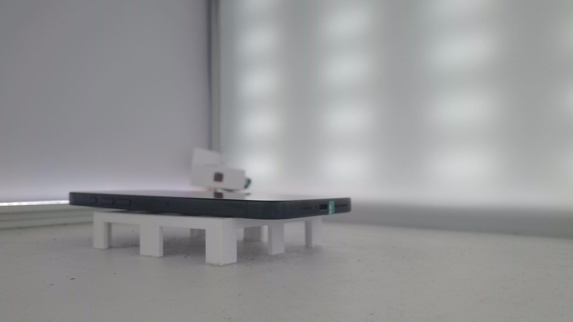 苹果【iPhone 16 pro max】99新 